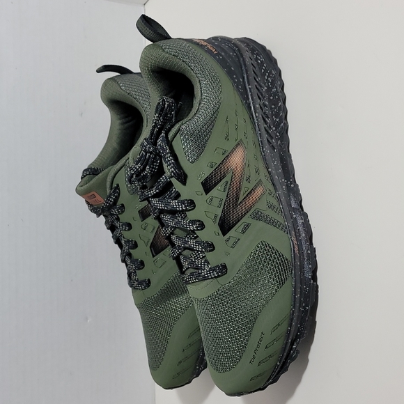Covert Green Trail Running Shoes 
